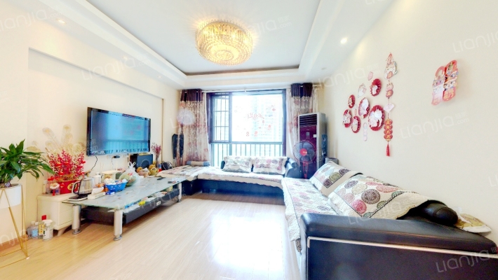 顶琇晶城二手房实景图