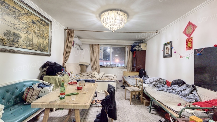 唐岛湾F小区二手房实景图