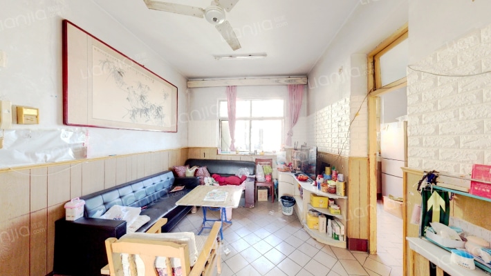 天明路20号院二手房实景图