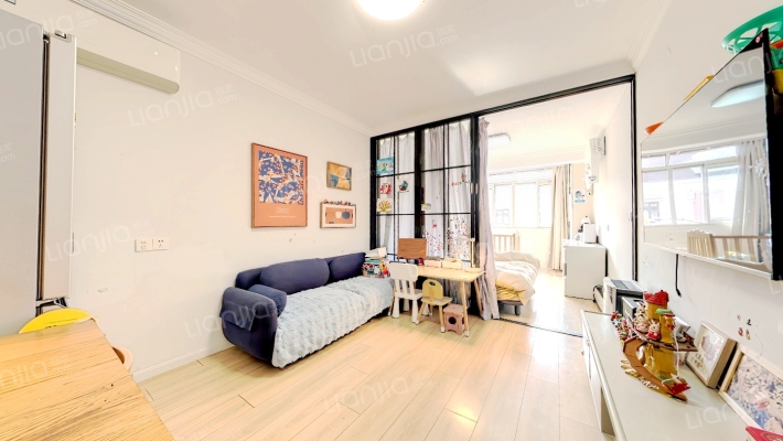 鞍山四村第一小区二手房实景图