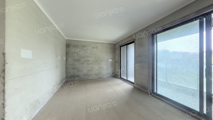 融创前湖道二手房实景图