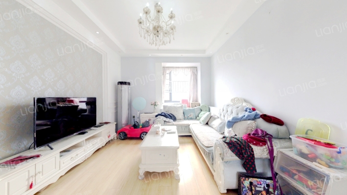 圣诚和园二手房实景图