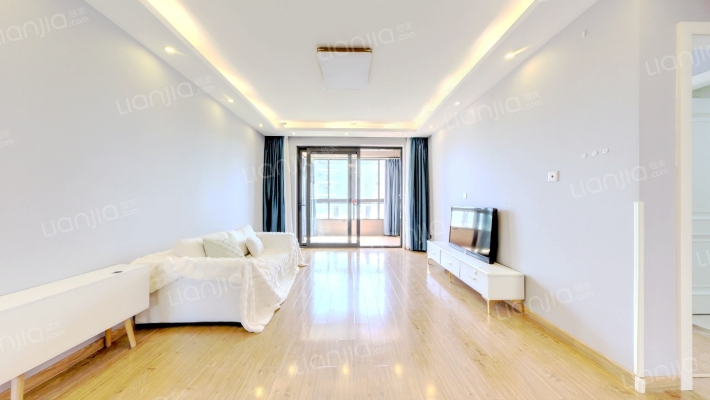 品尊国际一期二手房实景图