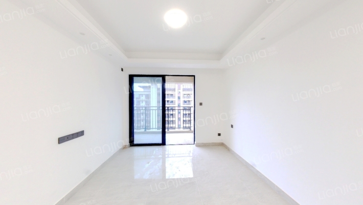 联发美的云玺台二手房实景图