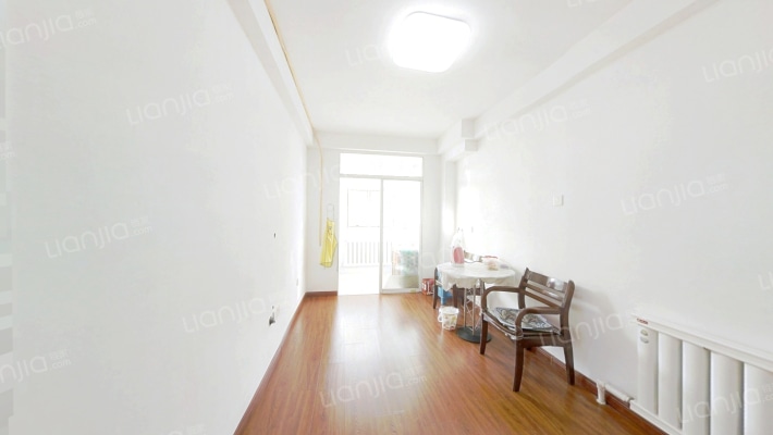 货运宿舍二手房实景图