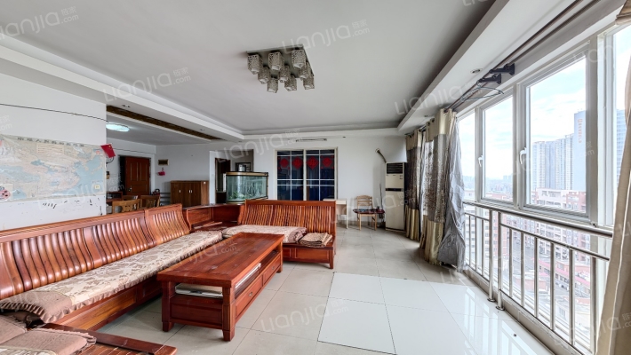 凯信东方华庭二手房实景图