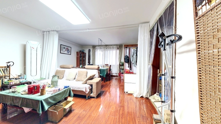 虎山花苑A区二手房实景图