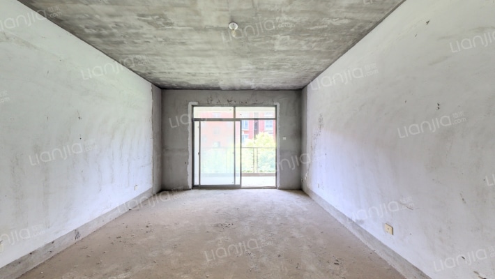 麓山里二手房实景图