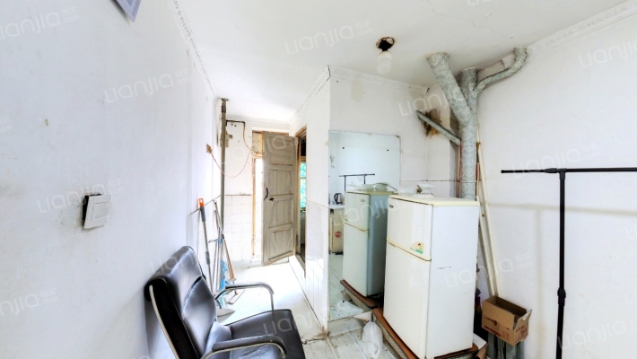 崇山中路二手房实景图