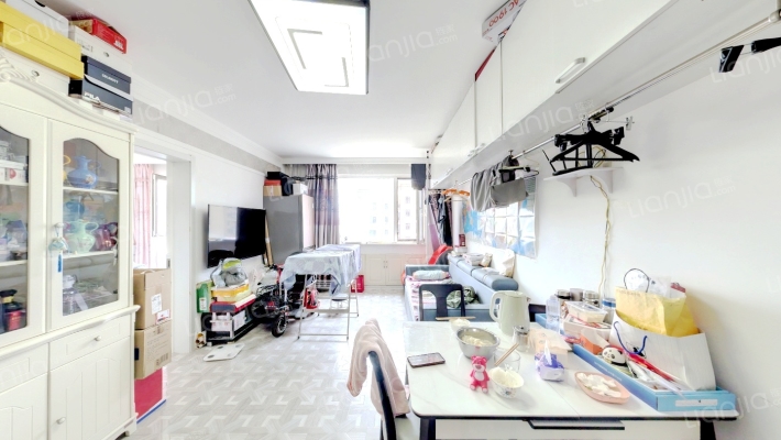 亚泰城二期二手房实景图
