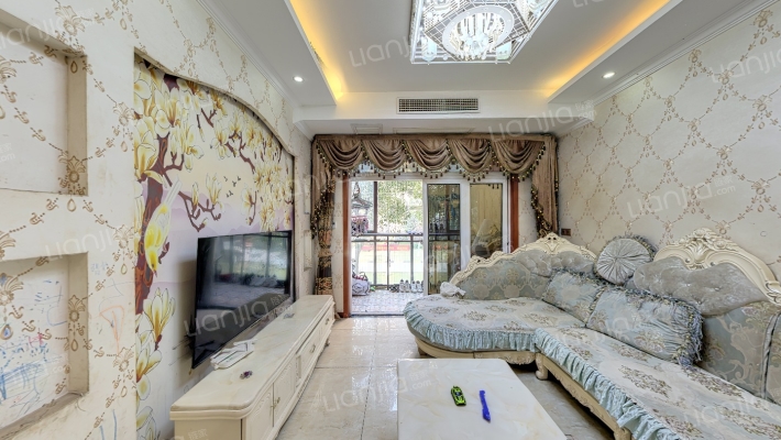 上城中央一期二手房实景图