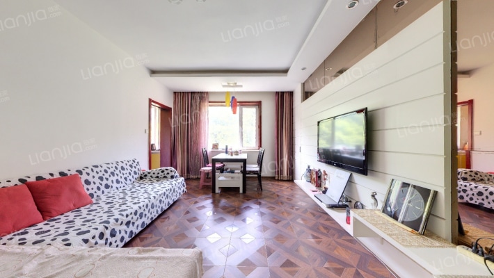 兴达依山居二手房实景图