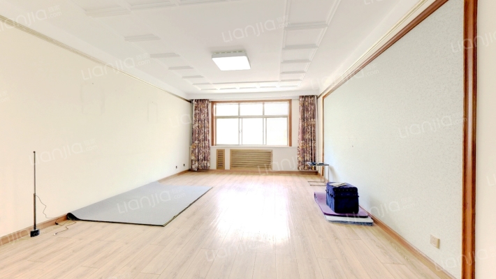 郎茂山6-3号二手房实景图