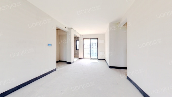 龙湖千山新屿铂曜二手房实景图