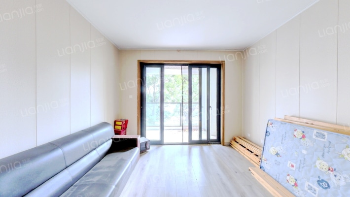 金轮星光名座生活广场二手房实景图