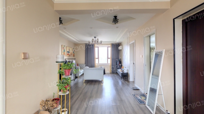 荣盛城荣庭苑二手房实景图