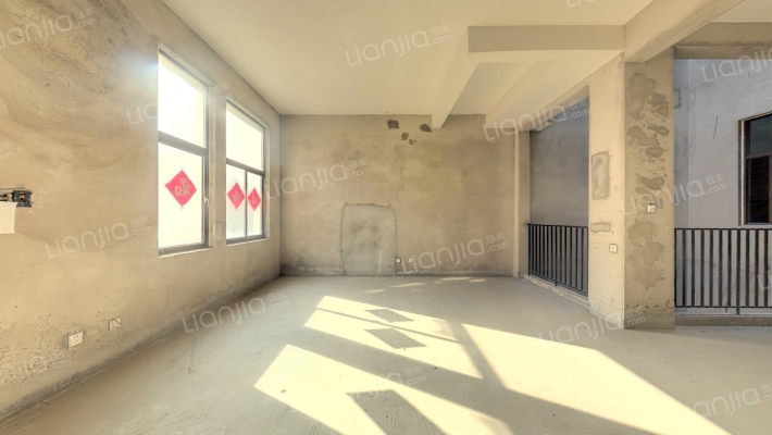 大富山庄(别墅)二手房实景图