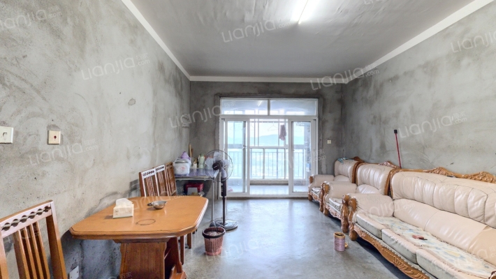 龙栖湾二手房实景图