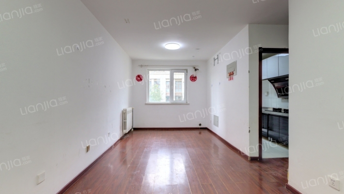 金泰丽湾悦栖山三区二手房实景图