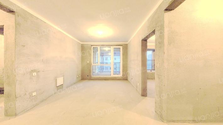 吾悦华府B4二手房实景图