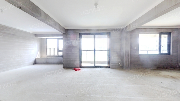 绿城天语山居二手房实景图