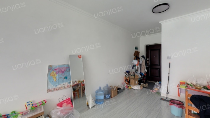 御园新城二手房实景图