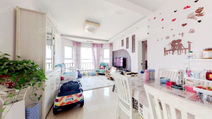 天润新苑二手房实景图