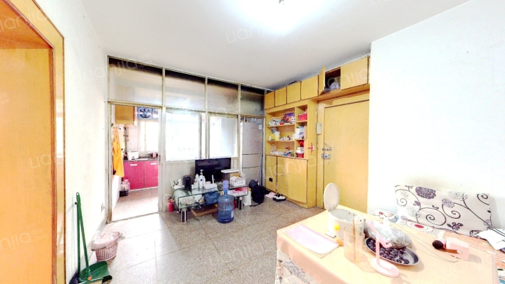 白云小区二手房实景图