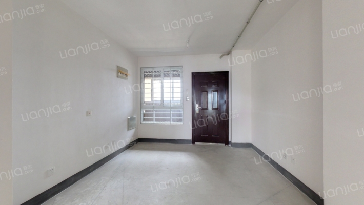 秦湾景园西区二手房实景图