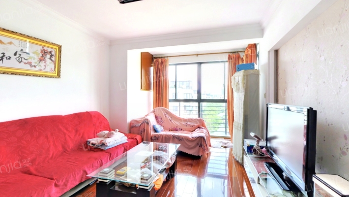 华亭新家银杏苑二手房实景图