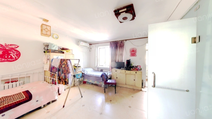 新发小区C区二手房实景图