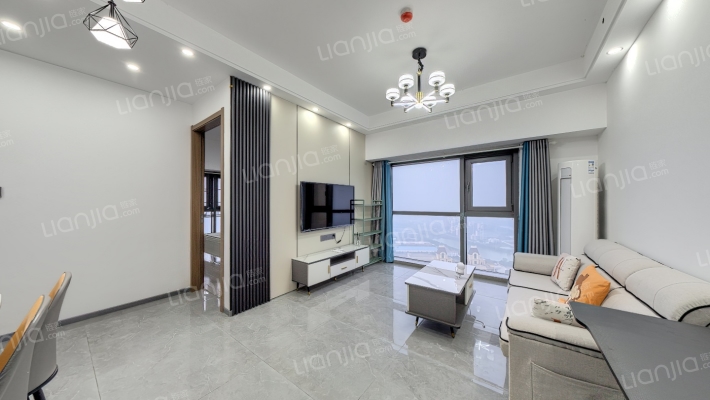 恒大城悦湖公馆二手房实景图