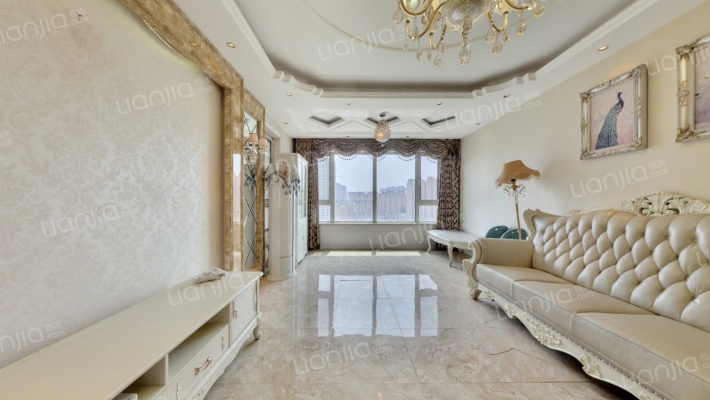 天鹅湾·赫郡二手房实景图