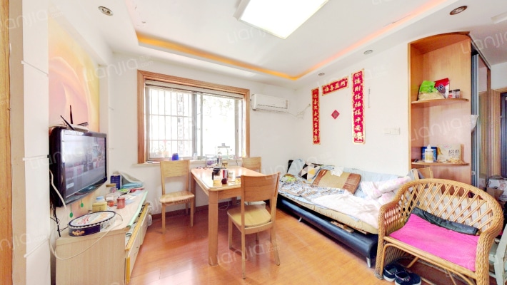 金鹏花园二手房实景图