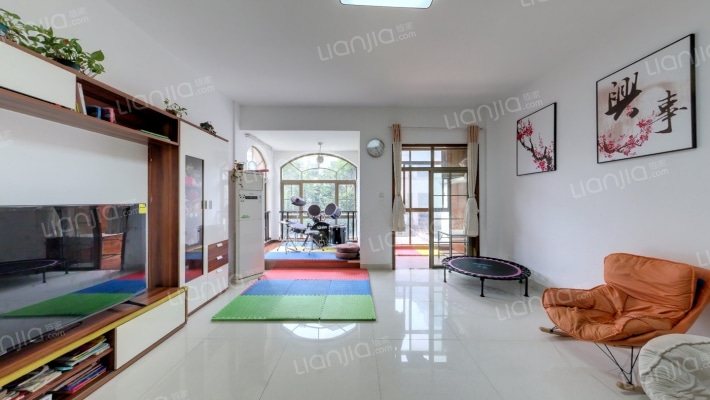 卓越蔚蓝海岸一期二手房实景图