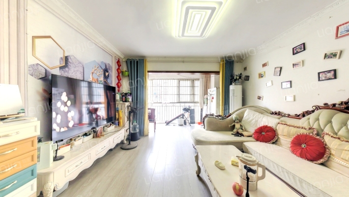 蛟龙银座二手房实景图