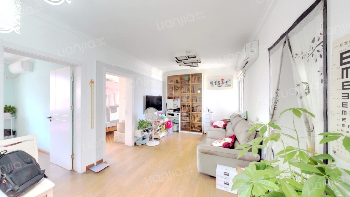 新艺苑二手房实景图