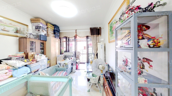 怡翠世嘉花园二手房实景图