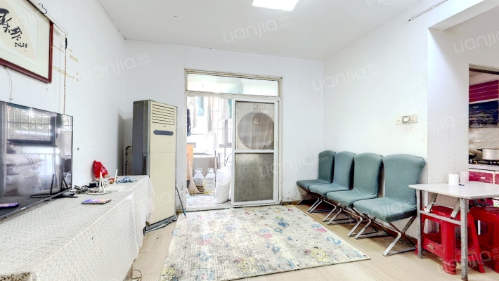 龙江庭苑C区二手房实景图