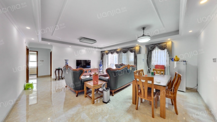 南城都汇汇尚园二手房实景图