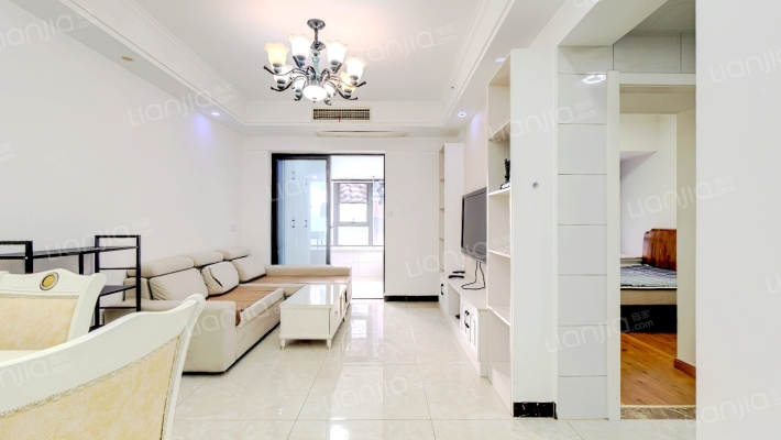 明发财富中心二手房实景图