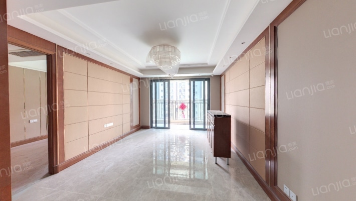 恒大铂珺花园一区二手房实景图