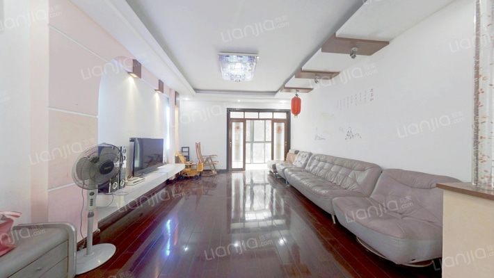 玺园南区二手房实景图