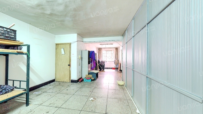 温泉东汤小区二手房实景图