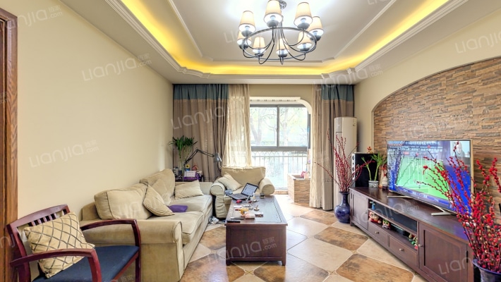 新时代富嘉花园二手房实景图