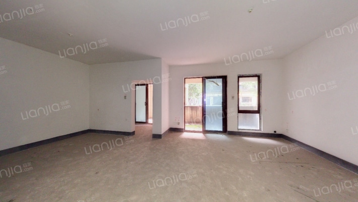 鸿府二手房实景图