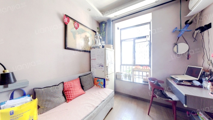 深城公寓二手房实景图