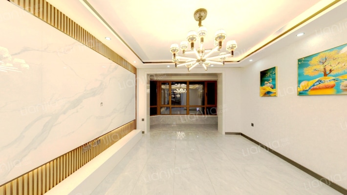 假日兰庭二手房实景图