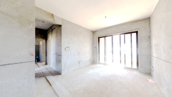 盛和雅颂花园二手房实景图