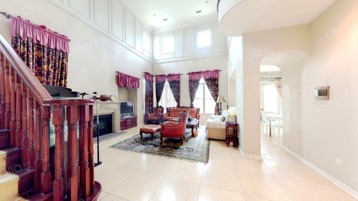 纳帕溪谷二手房实景图